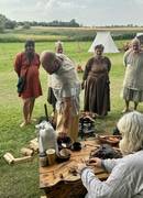 Skonių saga: senoviniai skoniai iš Lietuvos atgijo tarptautiniame Vikingų festivalyje Danijoje