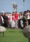 Juodkrantės festivalyje „Pūsk, vėjuži!“ – pirmasis lietuvių liaudies dainų rinkinys ir vestuvės pagal Mažosios Lietuvos tradicijas