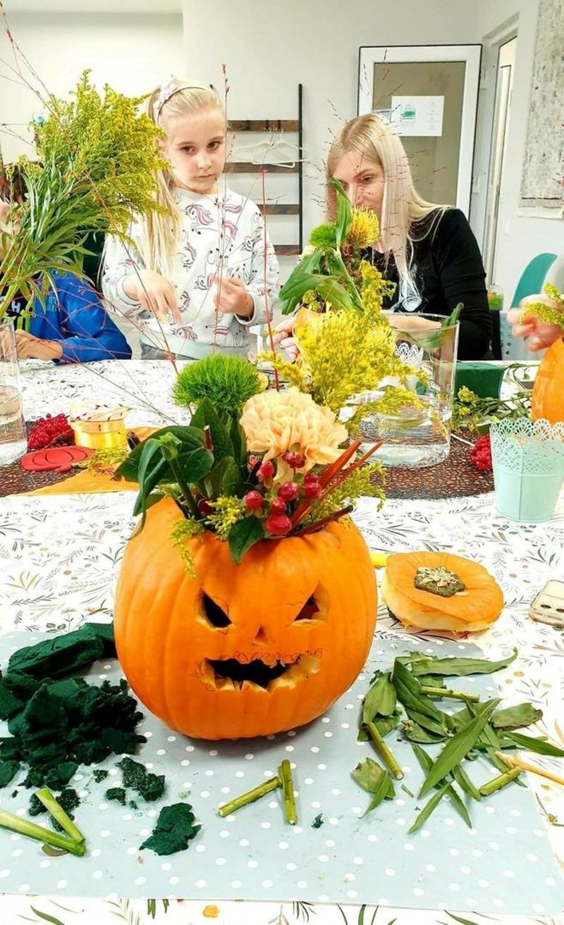 Rudens puokštė moliūge (*vaikų ir šeimos edukacija)